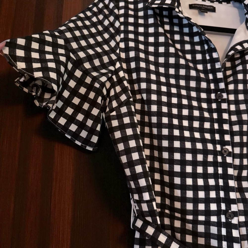 Banana Republic Black and White Gingham Midi Shirtdress - Picture 4 of 5
